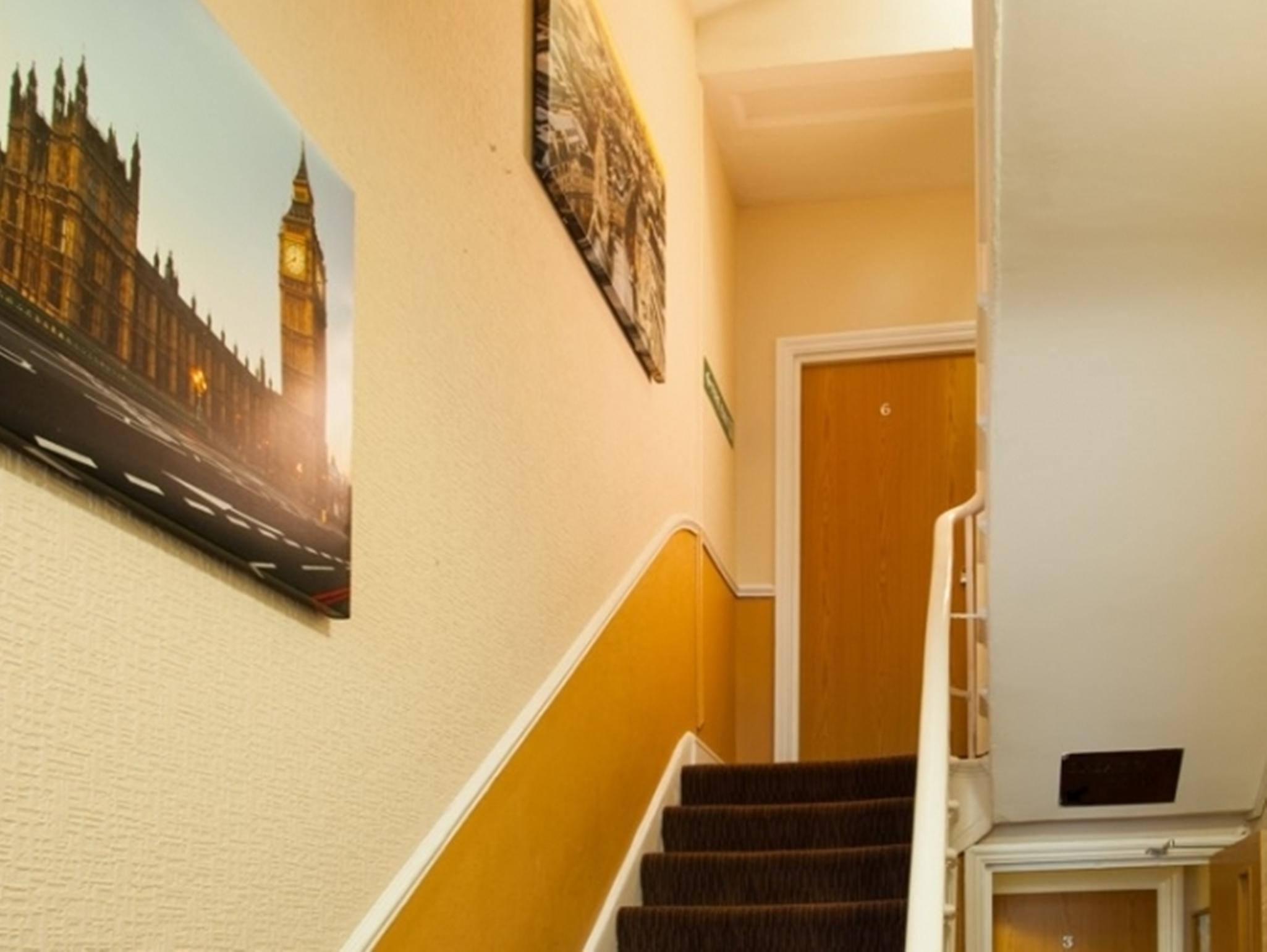 Dover Hotel - B&B Лондон Екстер'єр фото