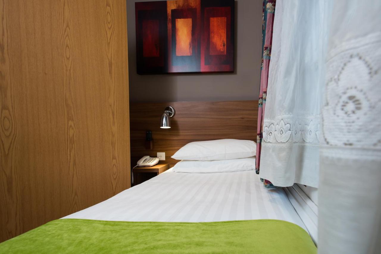 Dover Hotel - B&B Лондон Екстер'єр фото